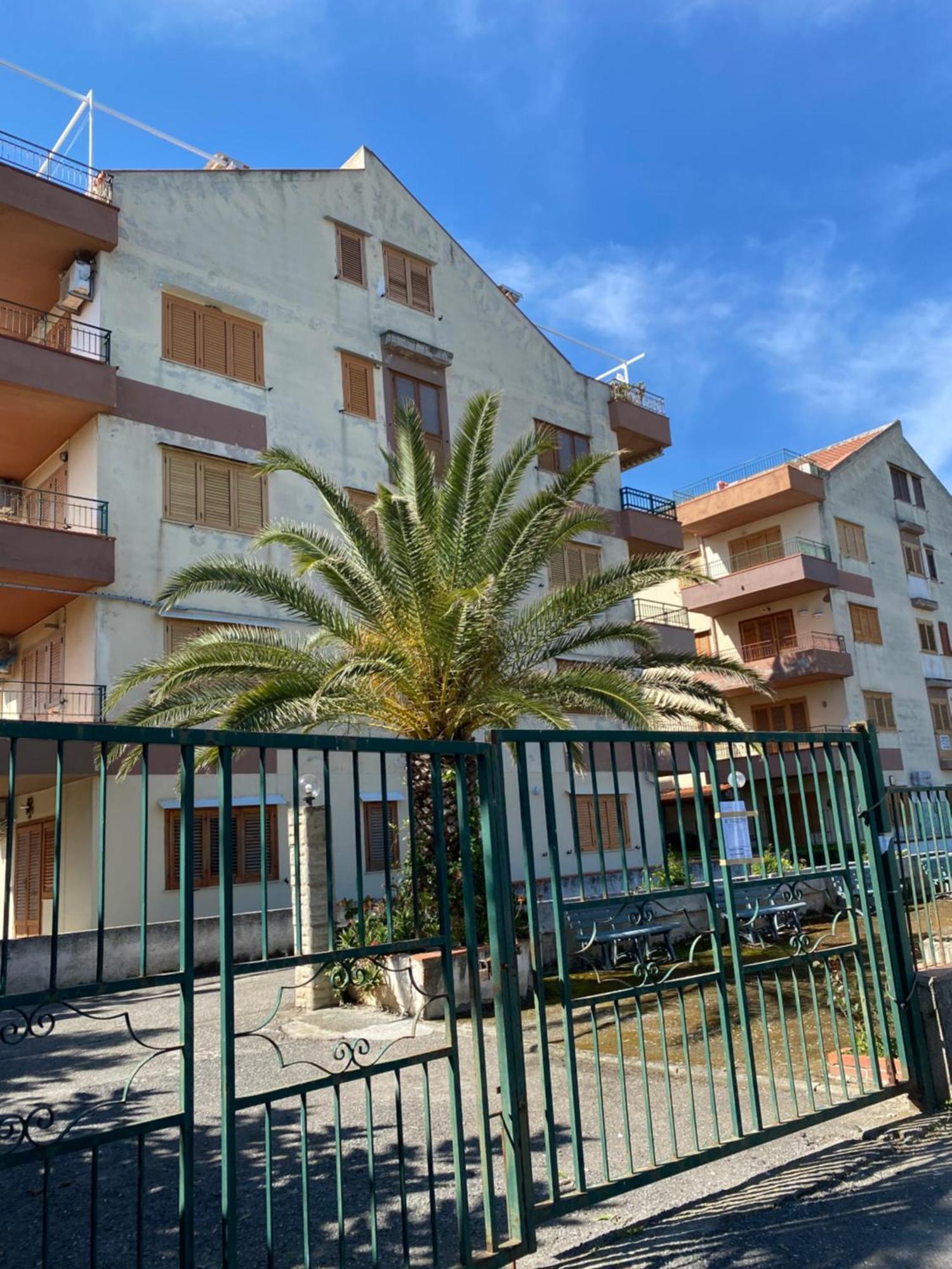 Golfo Di Tindari Apartments Falcone Exterior foto
