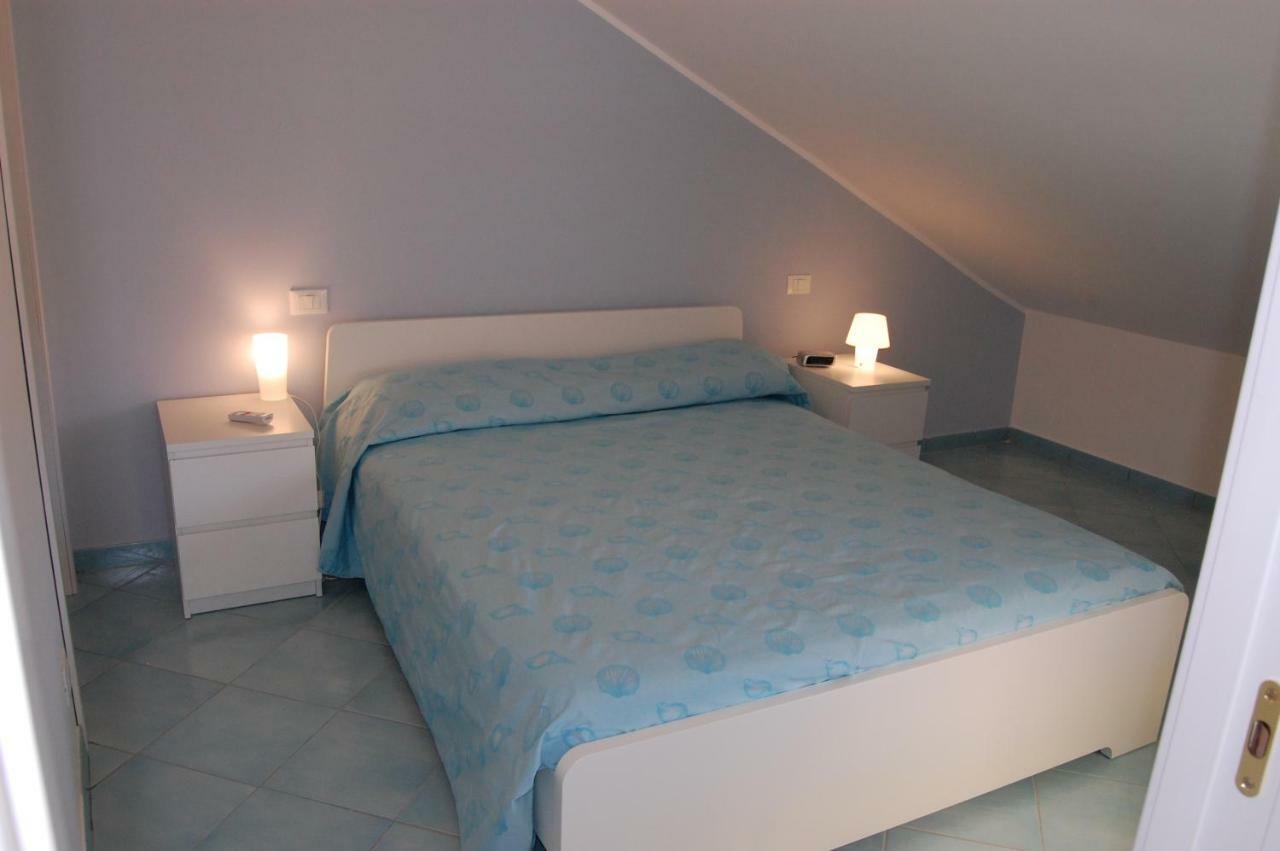 Golfo Di Tindari Apartments Falcone Exterior foto